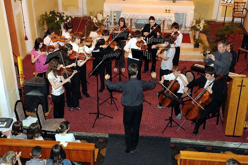 Koncert u příležitosti výročí narození arc. A. C. Stojana v Beňově 22. 5. 2009
